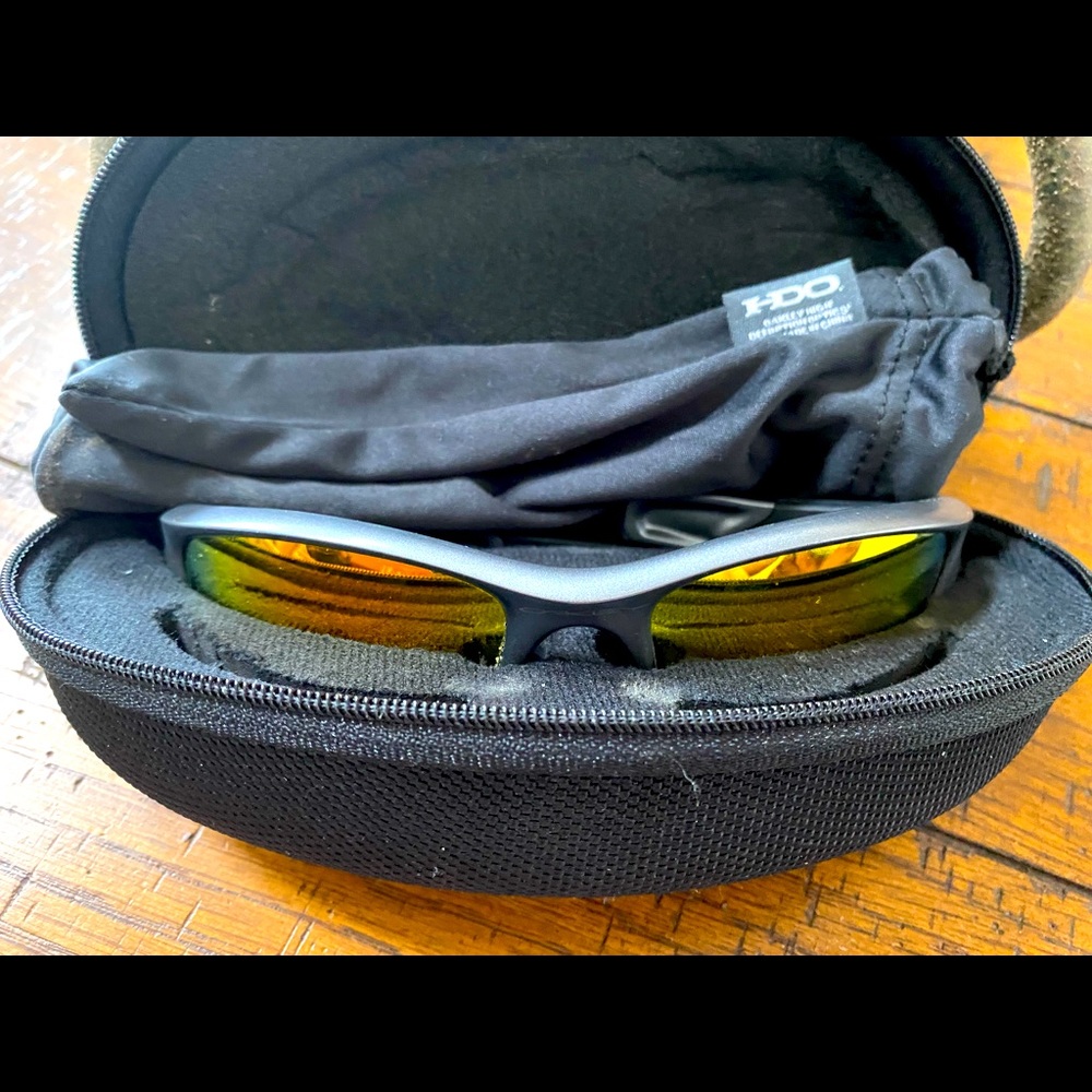 Oakley FLAK Polarized Sunglasses